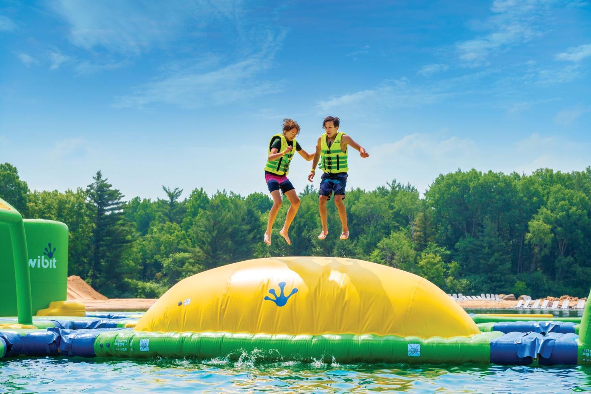 Natura Treescape Resort Wisconsin Dells Extérieur photo